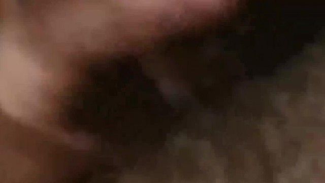 正宫不帮我咬咬，只好包养个肯帮我吹的情妇，惊喜的是她每天早上都要我口爆她才放我出门!