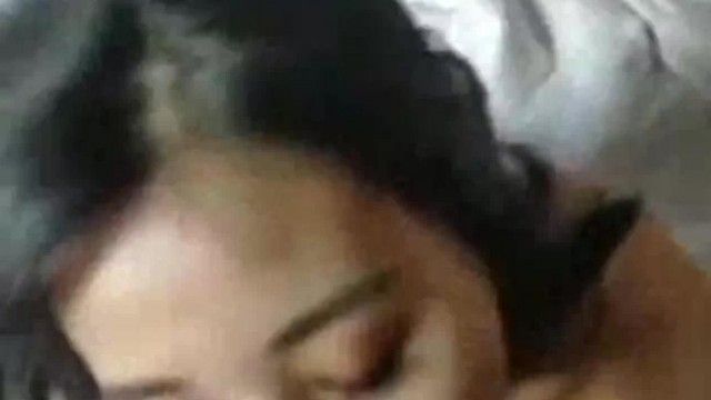 压头不准动！妹妹妳就乖乖吃我的鸡~