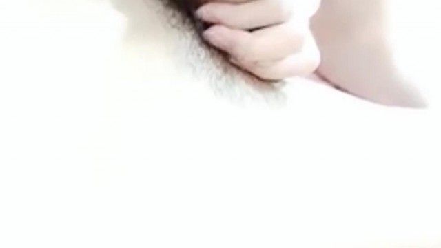 勾搭漂亮工厂小妹妹带回家激情啪啪 口活技术不错吃的津津有味 极品无毛嫩穴无套插入 紧致感觉太爽了 高清源码录制