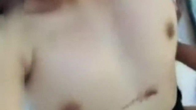 “姐姐回来了不要这样”漂亮小姨子在吃麻辣烫硕大的奶子吸引到姐夫强行扒光在沙发上大战叫的非常骚对白淫荡21
