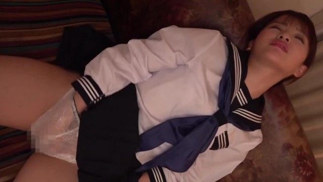 Creampie OK idol female student Yuipon and her uncle's training record!! Yui Nagase