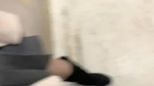 The old man drove the drunk girl to a hotel and had sex. She took off her underwear on the bed and started having sex directly. It was very tempting.