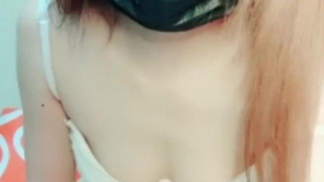 骚气主播菊花痒痒~但还是想先玩骚逼~
