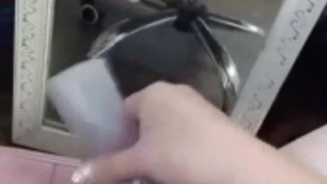 [中文主播外流]知名网站付费直播新人妹子一开始就来个近距嫩穴特写太有诚意了吧那个浪无人能比