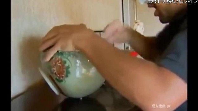 東京郊外匪徒入室不光劫財還劫色最後內射