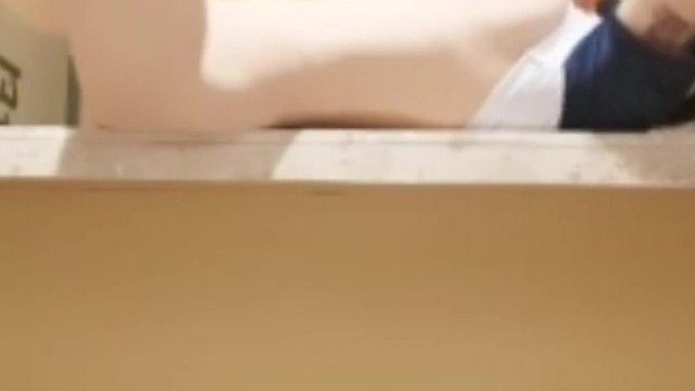 运动风可爱教主报到！！连鲍鲍美乳也是粉嫩到不行~！！！