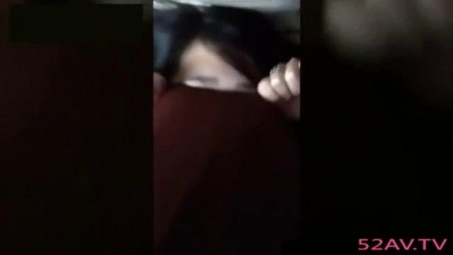 前女友嫌我的老二太臭!今天就讓新的大學生女友吃吃看!還不想曝光!