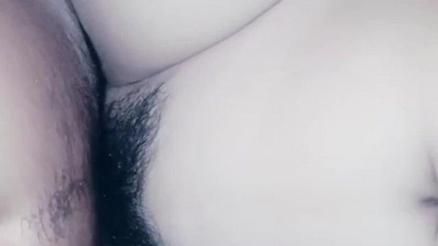【极品乱伦】19岁淫蕩学生妹玩刺激勾引亲哥哥做爱啪啪口交深喉无套内射