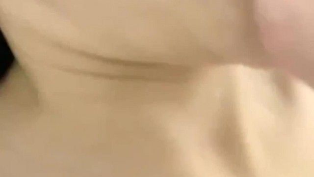 最高にセクシーなお姉さんがホテルでセックス 桃尻と豊満アワビの完璧ボディは男の手に負えない。