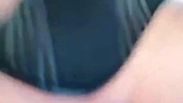 別の美しさを追求するために、腹部の肋骨を2列切除した巨乳の若い女性のセックスはさらにコケティッシュでした。
