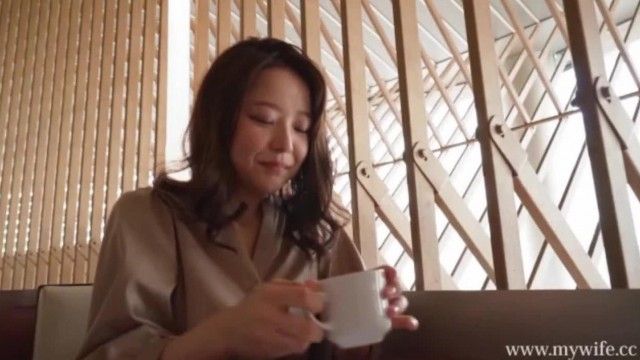 【人妻的欲望】超美素人人妻系列 若月和美年龄