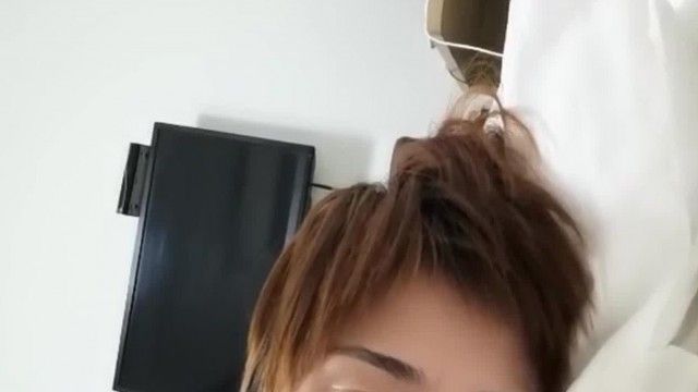 风韵犹存某高校老师勾搭学生啪啪嫌J8太粗不好插连干到受不了