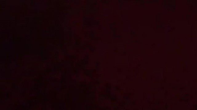 气质学院派新人女神系列大白天市场厕所口交后入