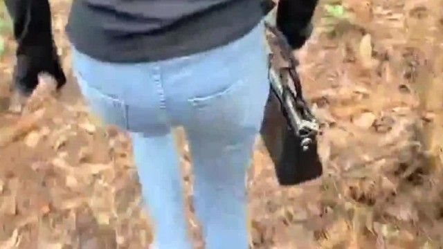 (寻女问干) 带妹子野外车震，好不容易硬起来被路过的一群牛吓软了
