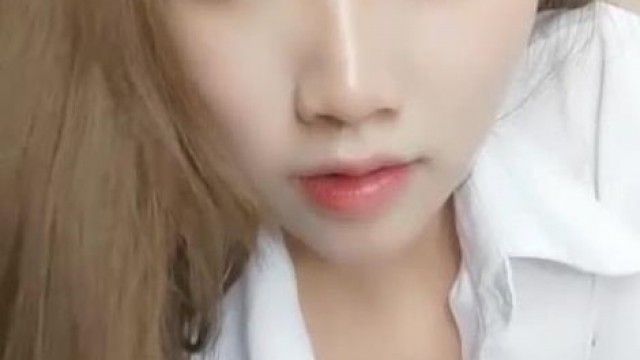 性感空乘学姐 穿黑丝直播自慰