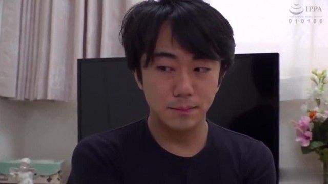 「ねぇ…久しぶりだね…」両想いだった幼なじみと布団の中で隠れて汗だく舐め合い密著中出しSEX