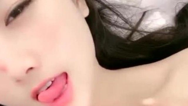 田田子自拍影片1