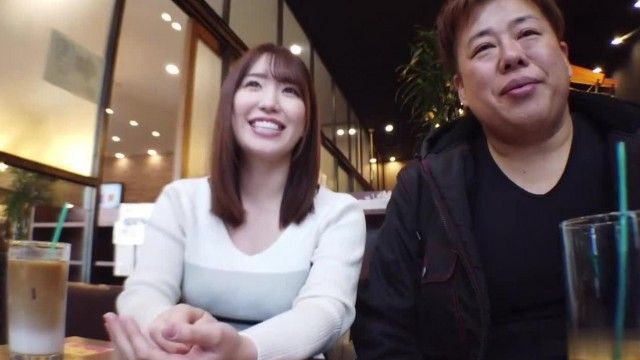 年商●●億円の美人で美巨乳Fカップ女社長の趣味は【男優喰い】最高額のお小遣い獲得を目指して手マンで即潮からのローションプレイ素股で暴発寸前！！激ピス立ちバックはバルンバルン踴るオッパイチャンスの激震SEX！！/AV男優の電話帳/No.025