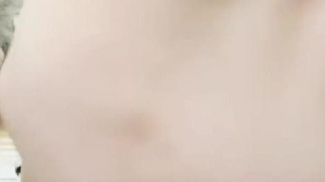 (腿腿會發光)內射極品白虎妹