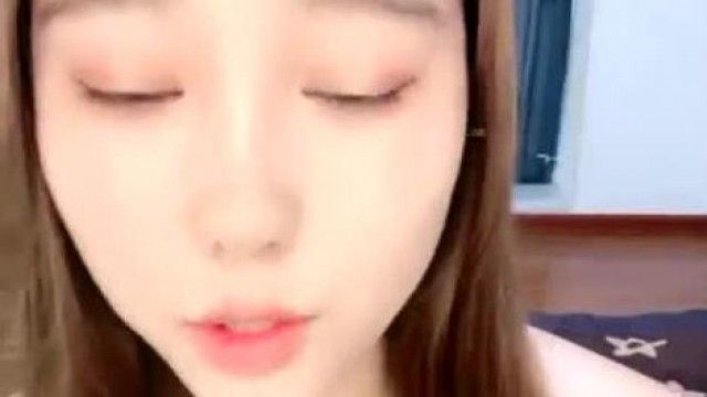 (正能量奈奈)美女直播洗澡大秀