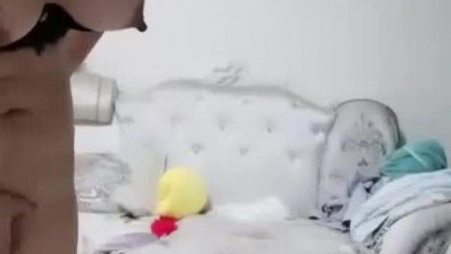 (夢の恋人ユエ) ソファセックス