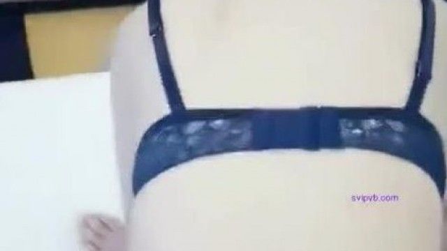 アンカー特典: 新人売春婦はちょっとした旋風でセックスします。KTV で知り合った女の子とセックスします。彼女は良い体をしていて、後ろからぶつかるのが好きです。 。