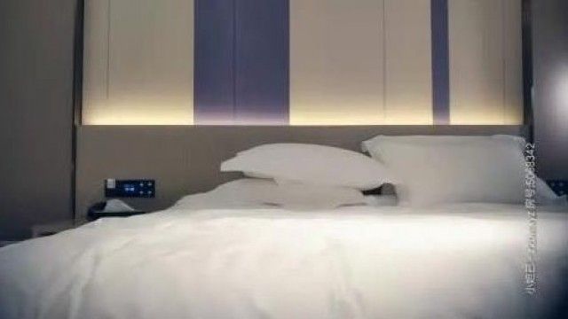 探花精選【小天探花】約了個顏值不錯肉肉身材妹子，舌吻口交近距離特寫摸逼側入後入猛操