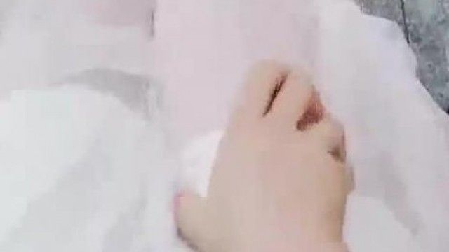 逛商場買衣服 乖乖等你寵愛 更衣室 公交車大黑牛自慰 乖乖等你寵愛 (2)
