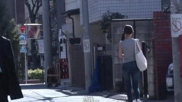 人妻の妊娠危険日ばかりを狙う顏の見えないレ×プ魔