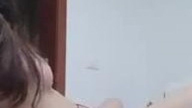 極品身材長腿女神韓敏勾引美團外賣小哥出租屋啪啪 被操的奶子亂搖騷話不斷