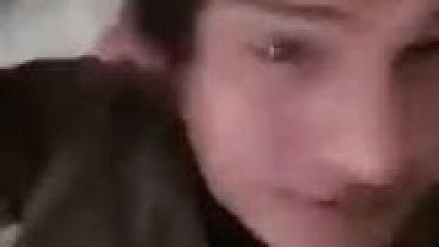 在女兒不注意的時候被女婿玩到高潮的岳母