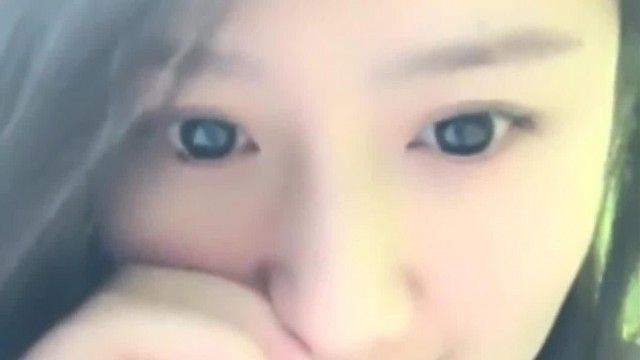 身在洛杉矶清纯美国留学生和炮友中餐厅吃过饭开房啪啪女孩漂亮可爱招人疼美乳白嫩抽插无毛嫩穴浪叫好舒服