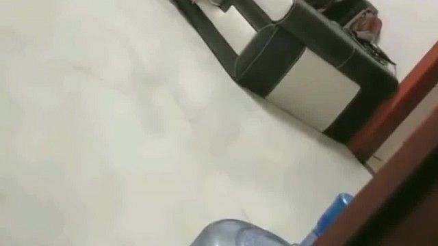 超刺激姊弟亂倫『姊夫不在家喔』姊姊在家無聊想做愛我用大屌安慰黑絲姊姊的騷穴
