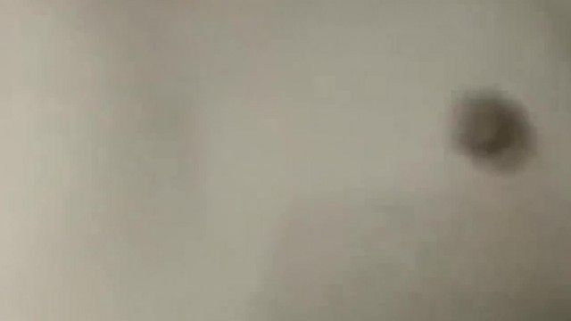 出来偷情还敢这样给男朋友语音通话，刺激对白！