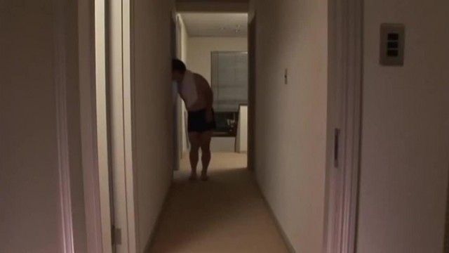 父、娘、母、息子の四人家族で近親相姦（あらすじ修正なし）