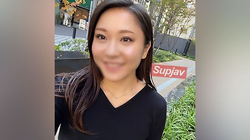 FC2PPV 4164867 [否] 一名已婚妇女在紧急楼梯上用厚假阳具自慰，无情地让我射在她体内。 *包含奖金
