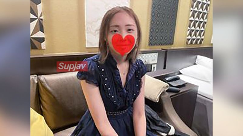 FC2PPV 4728487 白目をむいてイキまくる保育士のすずさん♡『困った身体してるんです』と敏感すぎて絶頂アクメで痙攣する小柄ボディ♡
